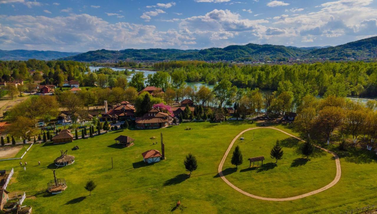 B&B Etno Village Suncana Reka Banja Koviljača Dış mekan fotoğraf